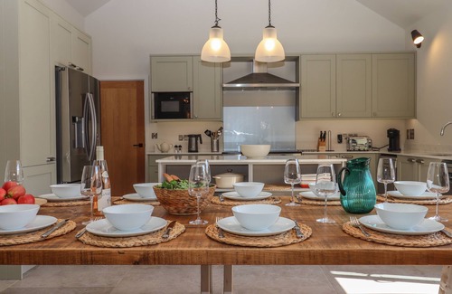 Clyst St Mary Cottage | Lower Marsh Barns: Characterful Pet-Friendly Cottage Retreat