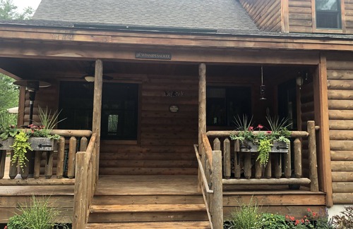 Meredith Apartment | Lower walk out level, 1 Bedroom and Studio Queen Apartment in Country Cabin