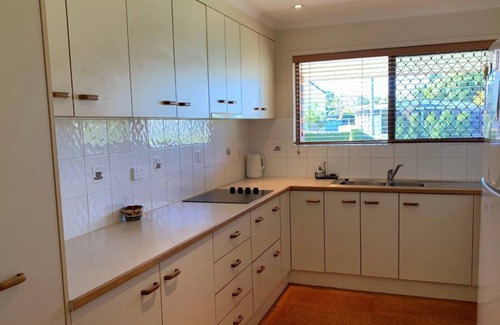 Bongaree House | Pet-Friendly Retreat with Top Guest Ratings & Family Amenities