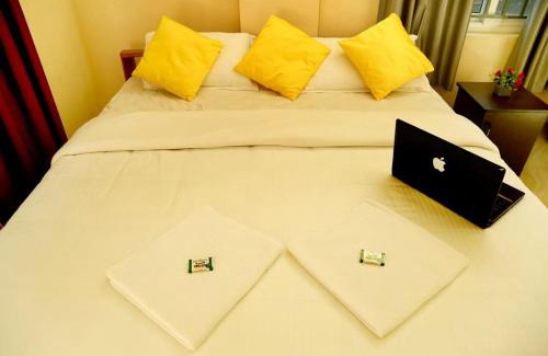 Sulthan Bathery Bed & Breakfast | Pet-Friendly Getaway at Loyal Residency with Breakfast & Dining