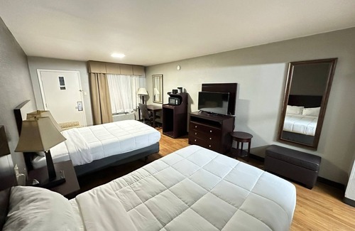 Gainesville Hotel | Convenient Rodeway Inn Gainesville I-35 with Breakfast