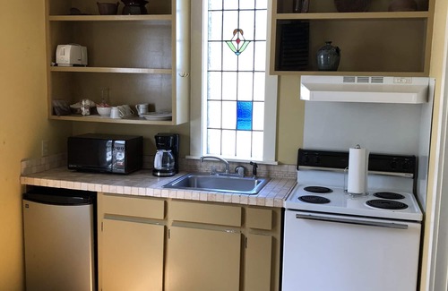 Cheneyville Bed & Breakfast | Discover Comfort at Loyd Hall Plantation with Pool & Breakfast