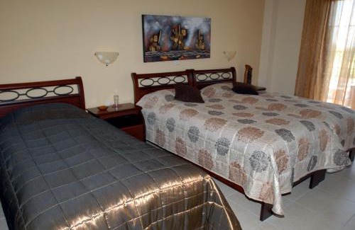Veroia Hotel | Explore Lozitsi: Top-Rated Stay with Hot Tub & Dining