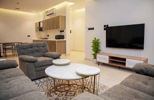 Riyadh Apartment | LP45.6 - Contemporary 2BR Apartment in Al Arid