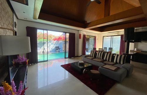 Chalong Villa | Relaxing Lris Villas: Oceanfront Stay with Pool & Hot Tub