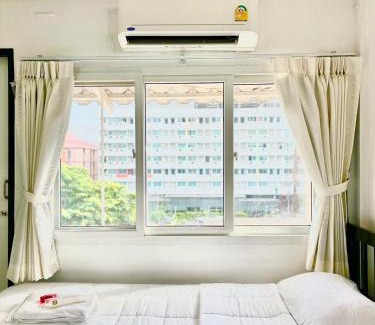 Ramkhamhaeng House | Discover Family-Friendly Comfort at LSN Mansion