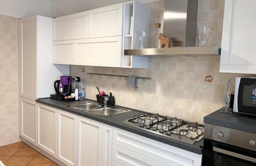 Pocapaglia Apartment | Discover LT-Host 19: Family-Friendly Retreat in Pollenzo