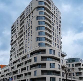 Srodmiescie Apartment | Top-Rated LTC - Apartments Świętego Piotra for Families & Pets