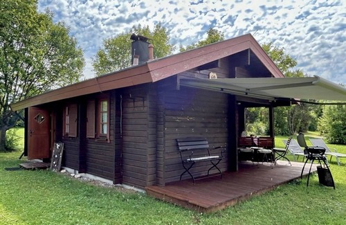 Hayingen House | Cozy Renovated Wood House with Ocean View - Lauterdörfle