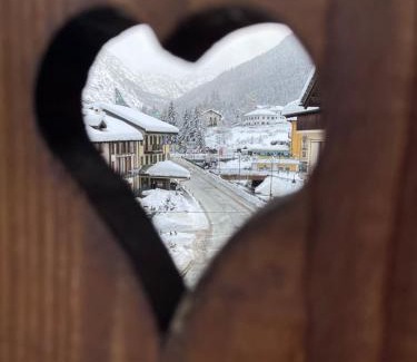 La Thuile Bed & Breakfast | Discover LTHorses & Dreams: Family-Friendly Getaway