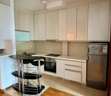 Mostar Apartment | Pet-Friendly Retreat: Guest Rated 10/10 at Lu