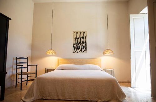 Caldelas Cabin | Relax at Lua de Caldelas with Hot Tub & Perfect 10 Rating