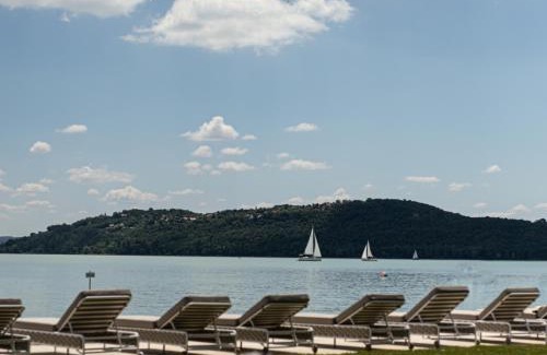 Balatonfured Hotel | Exclusive LUA Resort - Adults Only with Oceanfront Bliss