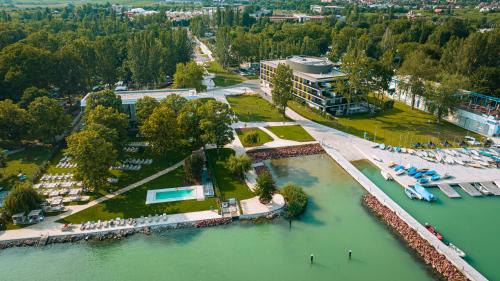 Balatonfured Hotel | Exclusive LUA Resort - Adults Only with Oceanfront Bliss
