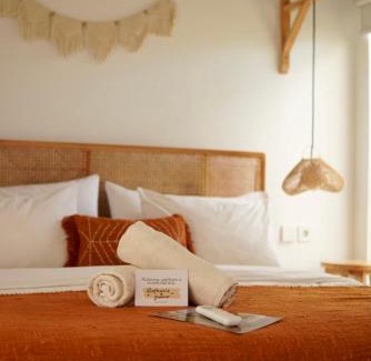Selong Belanak Hotel | Oceanfront Retreat at Luana Lombok – Rated 9.9/10!
