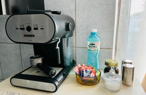 Iasi Apartment | Child-Friendly Retreat at Luand Apartament - Rated 9/10