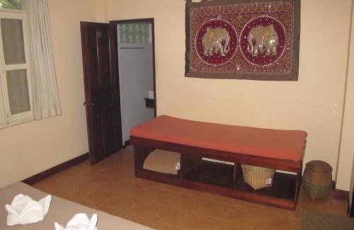 Luang Prabang House | Pet-Friendly Retreat at Manichan Guesthouse with Pool
