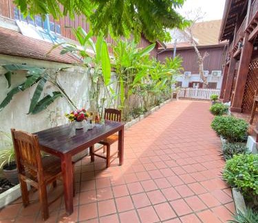 Luang Prabang Hotel | Villa Kee Lee Hotel: Exceptional Stay with Great Amenities