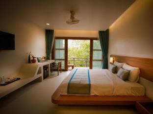 Koh Tao Resort | Beautiful Montalay Beach Resort with Private Oceanfront Pool