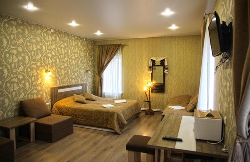 Kostroma House | Relax at Lubas Apartment with Monastery & Ocean Views