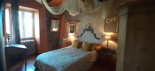 Seguzzone Apartment | Inviting Luca House: Pet-Friendly Stay with Breakfast Included