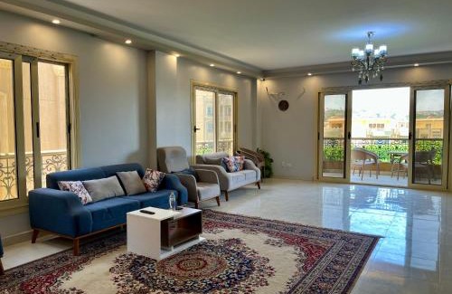 Kirdasah Bed & Breakfast | Budget-Friendly Escape at Luca Pyramids Inn with Breakfast