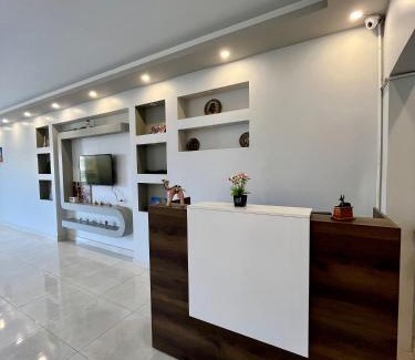 Kirdasah Bed & Breakfast | Budget-Friendly Escape at Luca Pyramids Inn with Breakfast