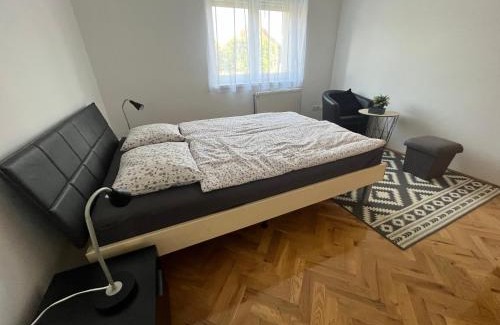 Sarvar Apartment | Family-Friendly Getaway at Luca Vendégház 1. Apartman