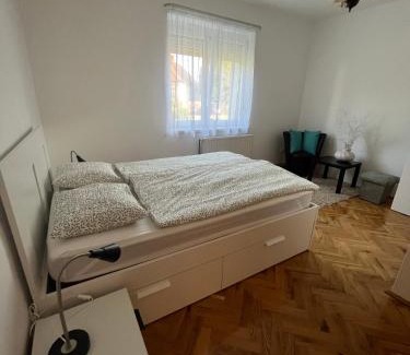 Sarvar Apartment | Family-Friendly Getaway at Luca Vendégház 1. Apartman