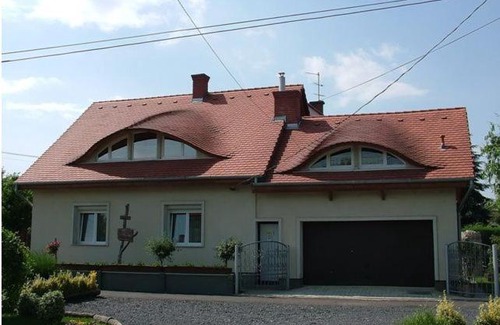 Sarvar House | Relax at Luca Vendégház: Family-Friendly with Kitchen Access