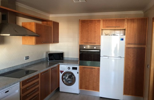 Lagos City Center Apartment | Unforgettable Stay at Lucas' House with Oceanfront Views