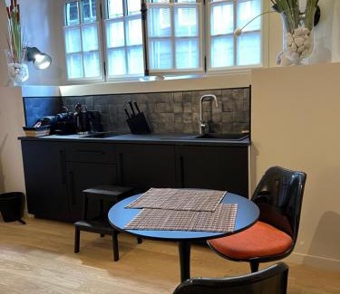 Clermont Ferrand City Centre Apartment | Unique Hôtel Particulier in Historic Clermont-Ferrand