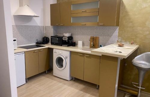 Stefanestii de Jos Apartment | Guest Rated 9.8: Lucas Investment L3 -104 with Pool Access
