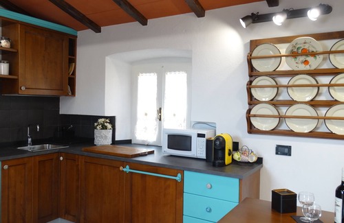 Nicola House | Elegant Lucas House with Ocean Views and Spa Amenities