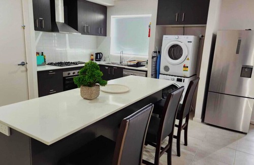Lucas Apartment | Charming Lucas One: 2-Bedroom Unit with Great Amenities