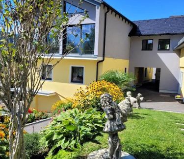 Millstatt Apartment | Oceanfront Retreat at Lucashof Millstättersee, Rated 9.7
