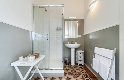 Lucca Historical Center Bed & Breakfast | Experience Elegance at Lucca In Villa Lucrezia