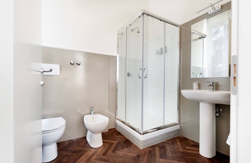 Lucca Historical Center Bed & Breakfast | Experience Elegance at Lucca In Villa Lucrezia