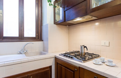 Ripa Apartment | Guest Rated 10/10: Luce Apartment with Kitchen & Breakfast