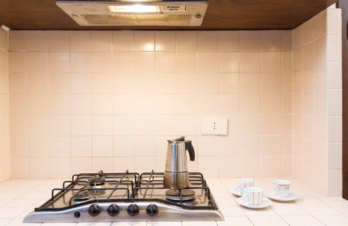 Ripa Apartment | Guest Rated 10/10: Luce Apartment with Kitchen & Breakfast