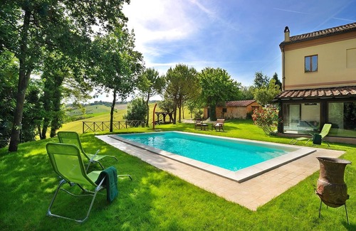 Montemaggiore al Metauro Villa | Experience Luce tra i Faggi: Private Pool & Ocean Views