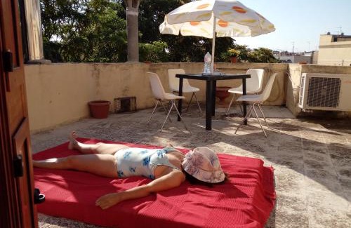 Montescaglioso House | Budget-Friendly Luce: Ideal for Family Getaways