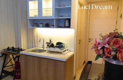 Surabaya Apartment | Cozy Dream Benson Apartment with Oceanfront Views