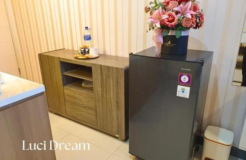Surabaya Apartment | Cozy Dream Benson Apartment with Oceanfront Views