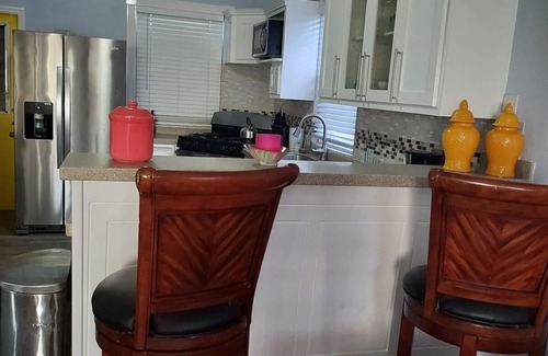 Portsmouth House | Inviting Lucia Bayview House with Ocean Views & Pet-Friendly