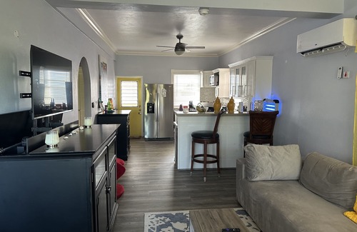 Portsmouth House | Inviting Lucia Bayview House with Ocean Views & Pet-Friendly