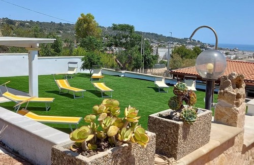 Marina di Pescoluse House | Relax at Lucia Holiday Home in Beautiful Salento