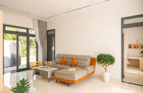 Da Lat Apartment | Family-Friendly Lucia House: Perfect for Your Next Getaway