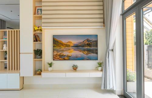 Da Lat Apartment | Family-Friendly Lucia House: Perfect for Your Next Getaway