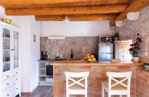Mihanici Villa | Tranquil Luciana Two Bedroom Villa with Private Pool